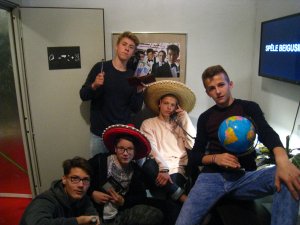 Siguldas 1.pamatskolas 9.A klase dodas „Gada klases” ekskursijā