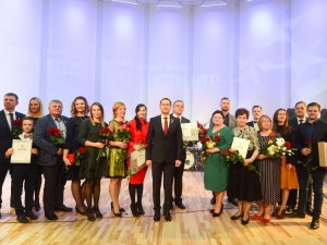 Valsts svētku pasākumā godināti apbalvojumu „Goda novadnieks” un „Gada cilvēks” ieguvēji