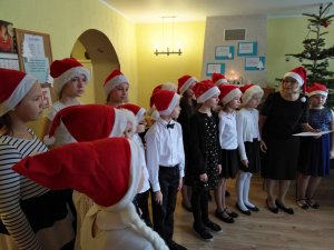 Pilsētas vidusskolas skolēni viesojas sociālās aprūpes namā „Saullēkts”