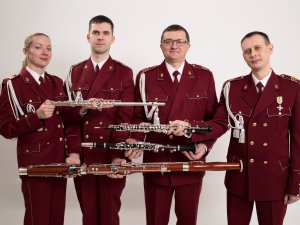 Nacionālo bruņoto spēku orķestra koncerts „Tev vienīgajai!”