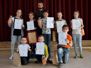 Laurenču sākumskolā viesojas portāla uzdevumi.lv pārstāvis