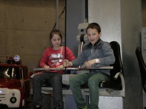 Mores pamatskolas skolēni mācību vizītē apmeklē Tartu 