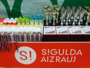 Noslēgusies badmintona līgas sezona