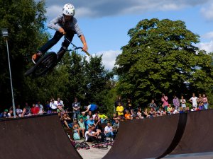 Aicina uz Raiņa parka sezonas atklāšanu