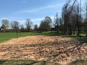 Volejbola laukumi sagatavoti vasaras sezonai