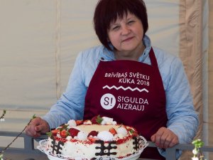 Noskaidroti konkursa „Brīvības svētku kūka” laureāti