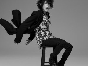 Jūlijā ar īpašu koncertu Siguldā uzstāsies šarmantā LP jeb Laura Pergolici