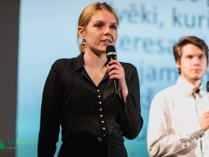 Ģimnāzijas jaunieši veiksmīgi praktizējas uzņēmējdarbībā