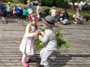 Bērnudārzā „Pīlādzītis” ielīgo Jāņu dienu