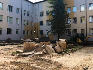 Siguldas slimnīcas teritorijā notiek labiekārtošanas darbi