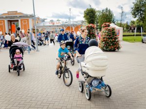 Aizraujošā konkurencē noslēgušās ratu orientēšanās sacensības „Ratu rallijs”