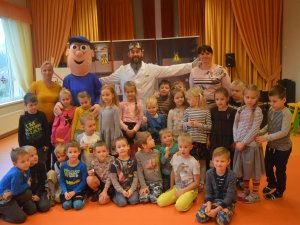 Bērnudārzā „Pasaciņa” iepazīst ķīmisko vielu apzīmējumus