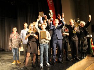 Siguldiešiem pirmā vieta kartingu sacensībās