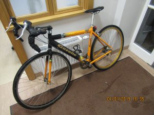 Pašvaldības policija aicina atsaukties velosipēda īpašnieku