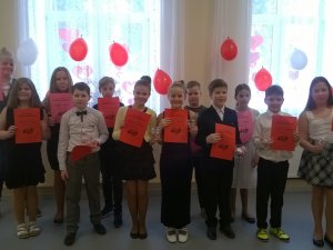 Allažu pamatskolā atzīmē Valentīna dienu