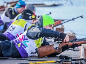 Novada skolēni veiksmīgi startē Ziemas olimpiskajā festivālā
