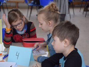 Novada skolēni piedalās angļu valodas konkursā