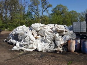 „Jumis” aicina pieteikt lauksaimniecības plēvju bezmaksas izvešanu