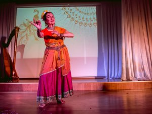 Siguldā viesosies leģendārā dejotāja Vija Vētra