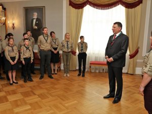 Siguldas 83. skautu un gaidu vienības pārstāvji tiekas ar Valsts prezidentu