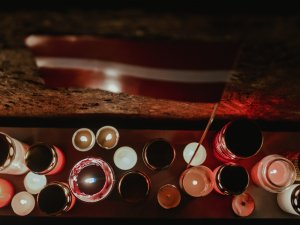 Mores pagasta Tautas namā aicina uz koncertu “Latvijas likteņdziesma”