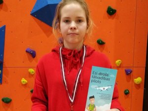 Siguldas Dronu skolas dalībniece 2. Latvijas dronu čempionātā iegūst 3. vietu