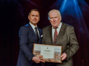 Pasniegti apbalvojumi “Goda novadnieks” un “Gada novadnieks 2019”