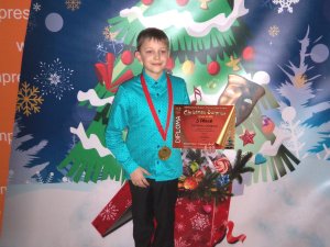 Vokālās grupas solists Patriks Ločmelis iegūst 3. vietu starptautiskā konkursā