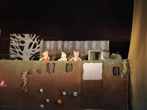 Pie Siguldas 1. pamatskolas skolēniem viesojās Liepājas Leļļu teātris