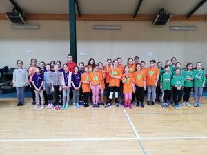 Norisinājušās Siguldas novada skolu komandu sacensības tautasbumbā