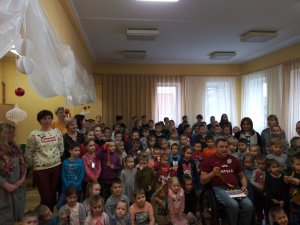 Allažu pirmsskolā viesos Latvijas titulētākais paralimpietis Aigars Apinis