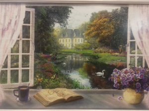 Allažu pagasta bibliotēkā apskatāma krustdūriena tehnikā izšūtu gleznu izstāde