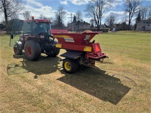 Vairākos sporta laukumos novadā veikti sagatavošanas darbi jaunajai sezonai