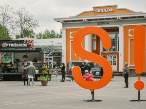 Siguldā savu dzimšanas dienu atzīmē Radio SWH