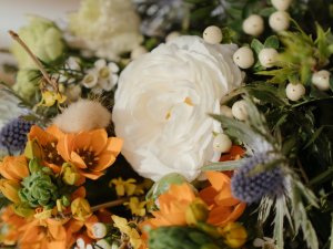 12. klašu absolventi saņem stipendijas par augstiem sasniegumiem mācībās