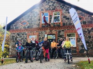 Mores pamatskolā aizvadītas projekta “Sportiskā nedēļa KOPĀ!” aktivitātes