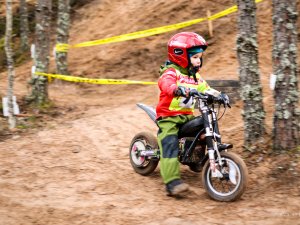 “Siguldas Ziemas kauss” pulcē jaunos triālistus