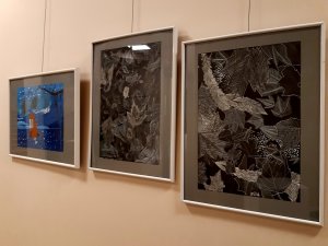 Mākslu skolā “Baltais flīģelis” radīta Mākslas nodaļas audzēkņu izstāde