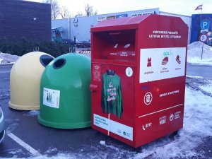 Tekstila šķirošanas konteiners uzstādīts arī pie “Raibā suņa”