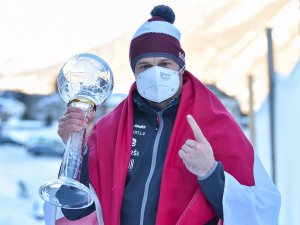 Martins Dukurs izcīna Eiropas čempiontitulu un Pasaules kausu