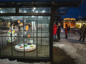 Atklāta Mākslu skolas “Baltais flīģelis” darbu izstāde koprades laboratorijās