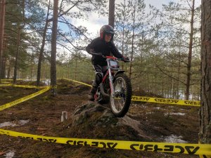 Silciema mototrasē noticis “Siguldas Ziemas kausa” 4. posms triālā