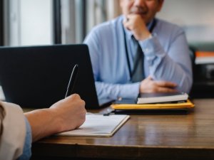 Pašvaldības klientu apkalpošanas vietās piešķir personas kodus Ukrainas pilsoņiem