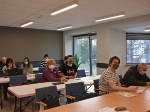 Seniori attīsta digitālās prasmes