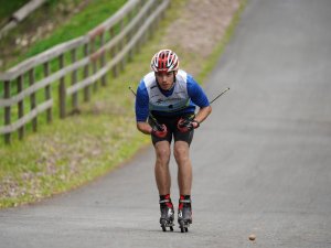 Rollerslēpošanas sacensību seriāla 1. posmā piedalījās vairāk nekā 80 dalībnieku