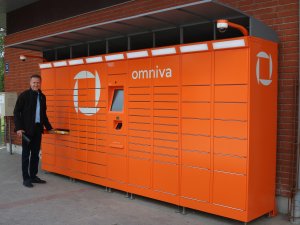 “ZAAO” klienti atkritumu maisus turpmāk varēs saņemt caur “Omniva” pakomātu