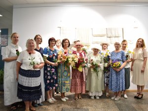 Siguldas novada bibliotēka aicina iepazīt radošās kopas “Madaras” rokdarbus