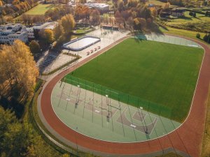 Pēc rekonstrukcijas atvērts Krimuldas vidusskolas stadions