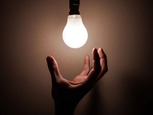 Aicina uz diskusiju par elektroenerģiju