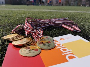 Aizvadītas skolu sporta sacensības futbolā 